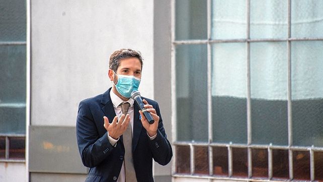 Müller: Proyectamos presencialidad plena a mediano plazo