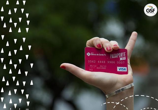 Se presentó en Santa Fe la primera tarjeta de crédito y débito del Pasaporte Joven