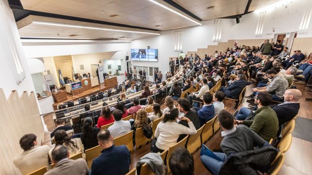 Reforma constitucional: ya se puede inscribir para participar la audiencia sobre autonomías municipales en Santa Fe