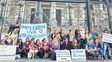 Miles de familias quedaron endeudadas y con juicios por orden de desalojo en su contra al no poder afronar la cuota del crédito.