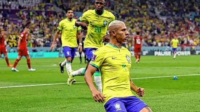 Brasil intentará asegurar su clasificación cuando enfrente a Suiza. Brasil intentará asegurar su clasificación cuando enfrente a Suiza.