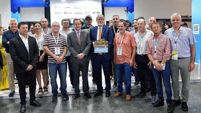 La Expo Apícola de Maciá se presentó ante empresarios de todo el mundo
