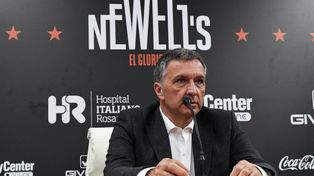 El presidente de Newells, Ignacio Astore, está en contra de que el club se convierta en sociedad anónima.