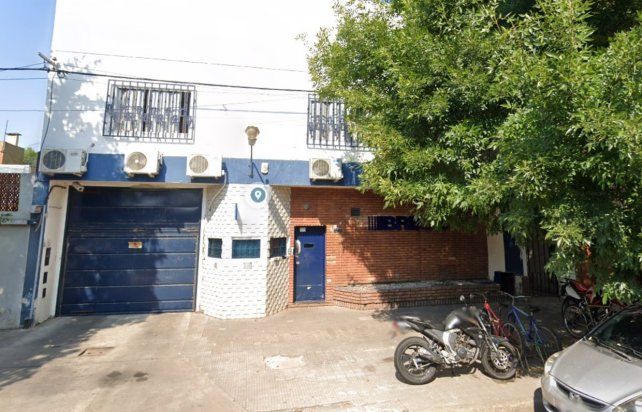 La sede local de la empresa de transporte de caudales Brinks fue blanco de una banda de boqueteros. La sede local de la empresa de transporte de caudales Brinks fue blanco de una banda de boqueteros.