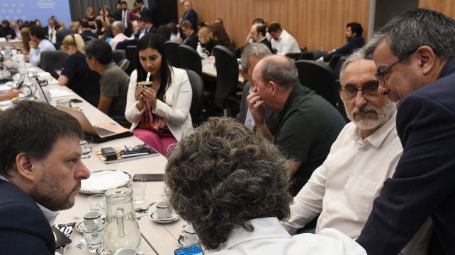 En el tercer día de debate de la Ley Ómnibus en el plenario de comisiones de Diputados se presentará el ministro de Infraestructura