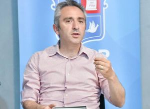 Larroque duda que el Presidente quiera que el peronismo gane las elecciones