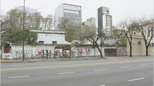Avenida Huergo y México. La manzana salió 26 millones de dólares.