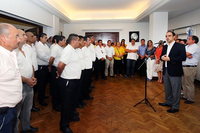 El Intendente reconoció al personal municipal que trabajó durante el paro policial