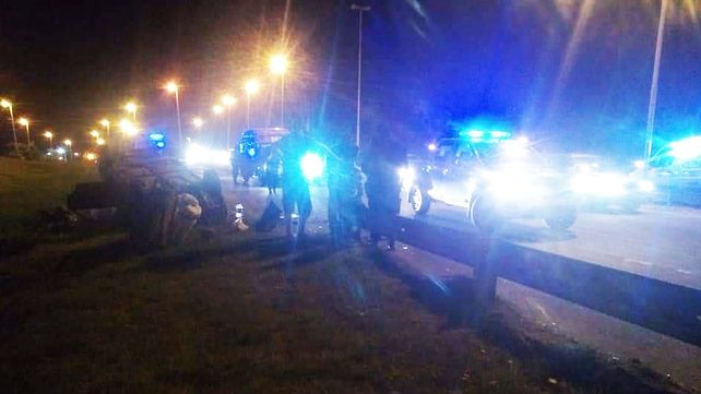 Paraná: Dos heridos en un vuelco en acceso Norte