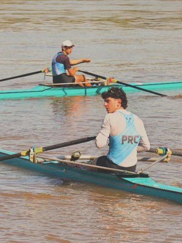Rowing llevó adelante una regata en Valle María