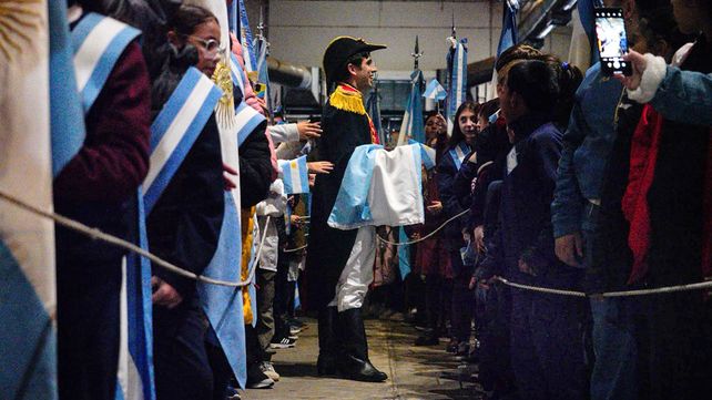 La promesa de lealtad a la bandera se mudó este jueves en Rosario por mal tiempo