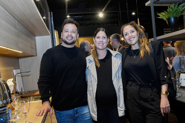 . Mauro Moro, Leila Guli y Carla Gueraglia . Mauro Moro, Leila Guli y Carla Gueraglia 