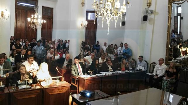 Por la Fiesta del Mate, David Cáceres increpó a Madga Varisco, presente en la sesión del Concejo Deliberante