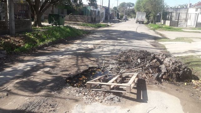 Vecinos de calle Del Pericón Nacional preocupados por un foco infeccioso