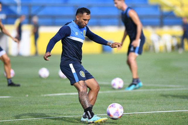 Montoya había sufrido una lesión similar el año pasado, pero en el pie izquierdo. Se perderá lo que resta del torneo.