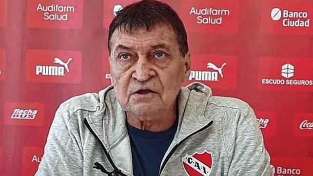 Julio Falcioni es oficialmente el nuevo DT de Independiente