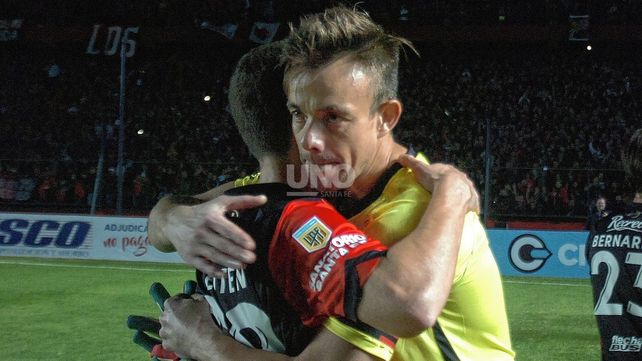 Leonardo Burián dejaría Colón para recalar en Vélez Leonardo Burián dejaría Colón para recalar en Vélez