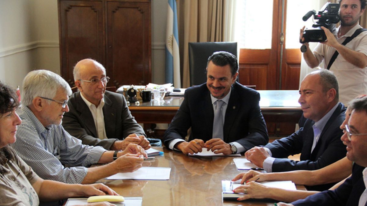 La paritaria con los estatales volvió a pasar a cuarto intermedio por ...