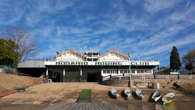 Un club de cara al río. Rosario Rowing nació junto al río Paraná y el remo fue su principal actividad deportiva, aunque con el tiempo llegaron más.