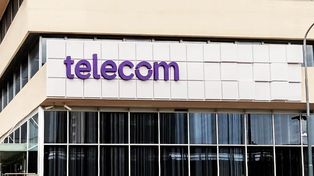 Telecom deberá abrir una oficina en un plazo máximo de seis meses, sino podrá ser sancionada.
