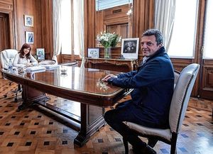Gesto: la vicepresidenta recibió a Massa en el Senado