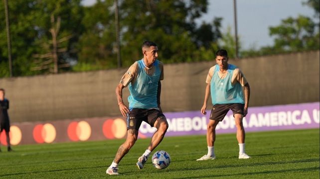 Ángel Di María es una de las opciones que tiene Scaloni para el encuentro ante los canadienses.