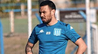 Domínguez es baja en Racing por coronavirus