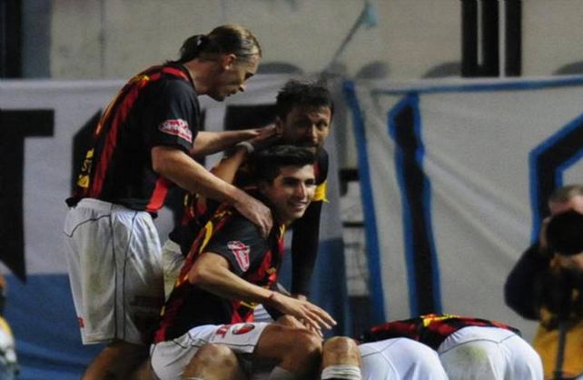 Col&oacute;n eliminaba a Racing en 2012 con una gran actuaci&oacute;n colectiva.&nbsp;