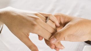 El matrimonio es bueno para la salud a partir de los cuarenta años