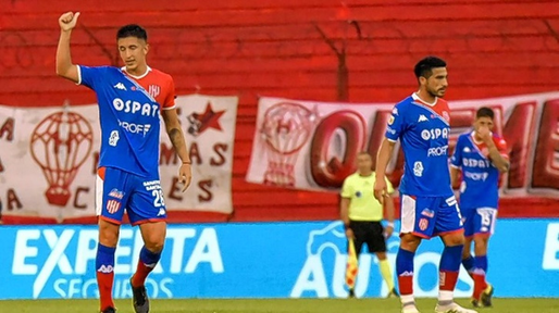 Unión pretende retener a Cañete, pero Boca lo sigue de cerca