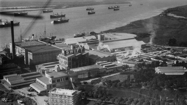 Rosario y el Swift desde el aire en 1937. Detrás
