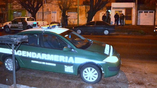 La Gendarmería rescató a la víctima luego de que ella llamara al 144 para denunciar su situación.&nbsp;