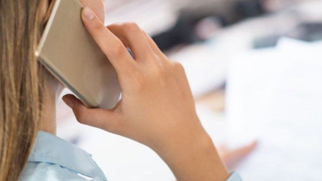 El prefijo telefónico obligatorio para identificar llamadas comerciales apunta proteger a usuarios frente de llamadas no deseadas y estafas telefónicas