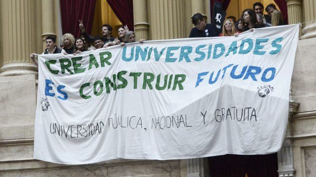 Las cinco nuevas universidades que aprobó Diputados pasan al recinto en el Senado.