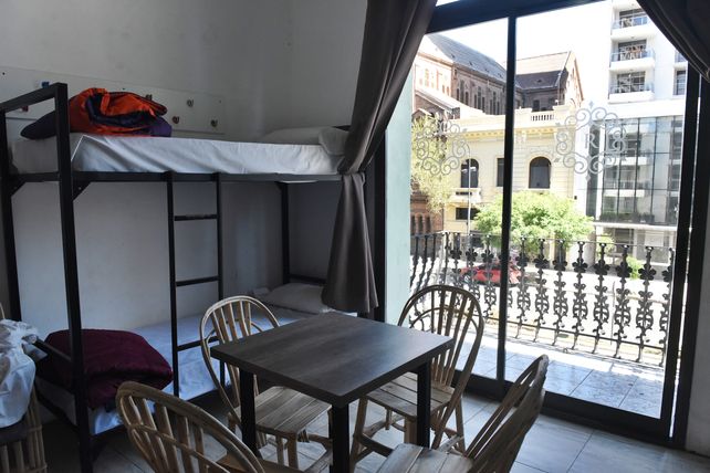 Hostels en Rosario: llegaron a ser 45, hoy quedan 15 pero resisten y ven mejorías