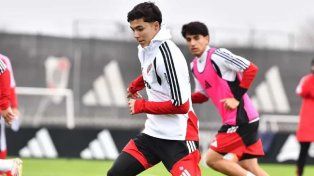 Tobías Andrada recibió el alta en River y se perfila como titular contra Estudiantes de Río Cuarto