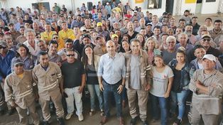 Corral reconoció a empleados municipales que trabajaron durante el temporal