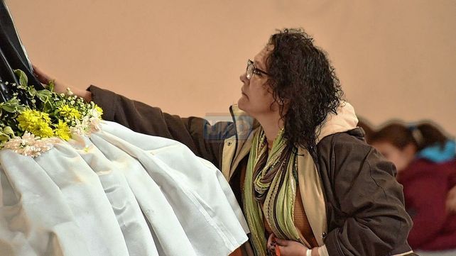 Cientos de paranaenses veneran a San Cayetano para pedir pan y trabajo