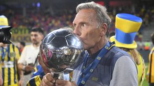 El padre de la criatura. Miguel Angel Russo fue el principal artífice de este Central campeón.