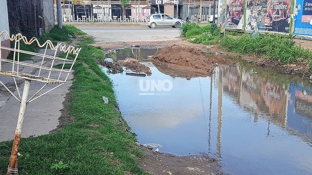 Vecinos de barrio Liceo Norte reclaman por el mantenimiento de las calles.&nbsp;