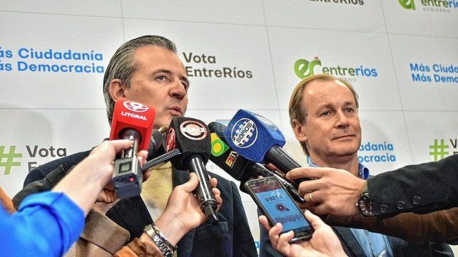 Adán Bahl y Gustavo Bordet brindaron una conferencia de prensa en el Centro Provincial de Convenciones.