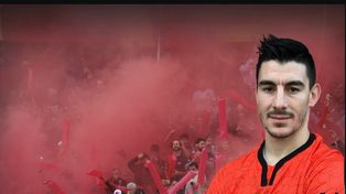 El arquero de Colón se equivocó en el amistoso con Vélez y los hinchas explotaron en las redes