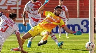 Unión espera la respuesta de Moyano y buscaría otro arquero