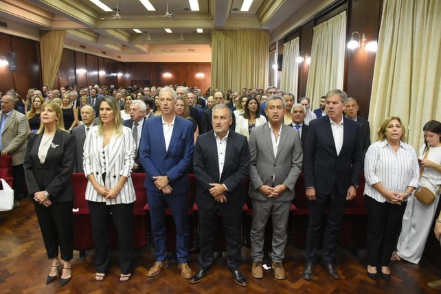 Rodenas, Losada, Scarpin, Lewandowski, Javkin, Jatón y Martorano, durante el acto en Tribunales.
