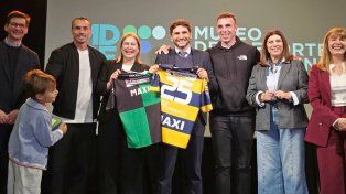 Juan Imhoff y Leo Senatore junto al gobernador Pullaro y la vicegobernadora Scaglia.