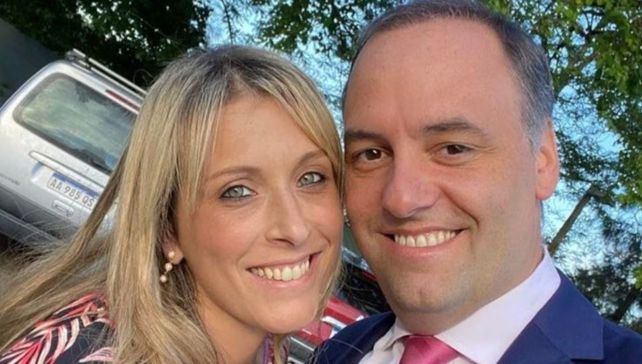 Adorni dijo que su pareja fue una invitada del presidente a Nueva York y que por eso lo acompañó en el avión presidencial