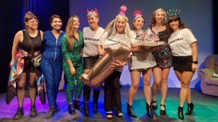 Stand Up Minitah celebró su cumpleaños en La Casa de la Cultura