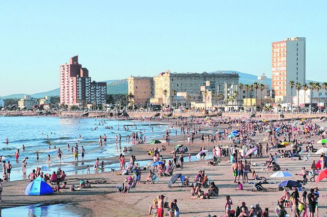 Playas para todos los gustos. Las autoridades uruguayas estiman que cerca de cuatro millones de veraneantes llegarán este año al país