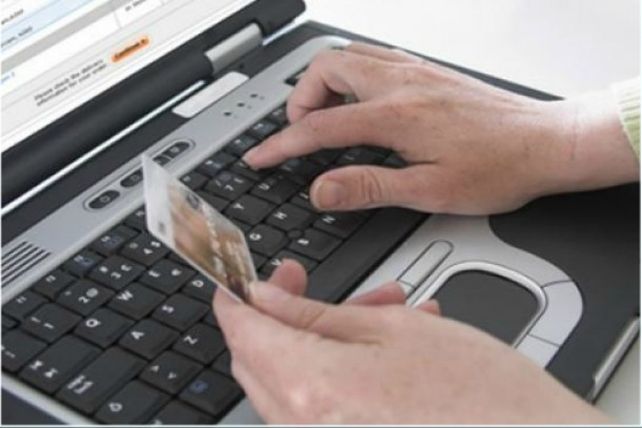 Estafas: alertan por compras en los clasificados gratuitos