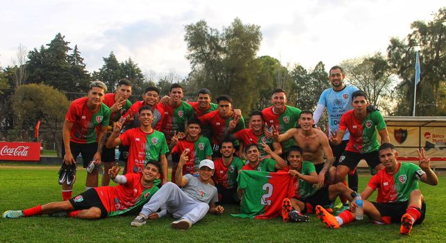 Los Pibes Bravos de Coronel Aguirre pisaron fuerte en Bella Vista.